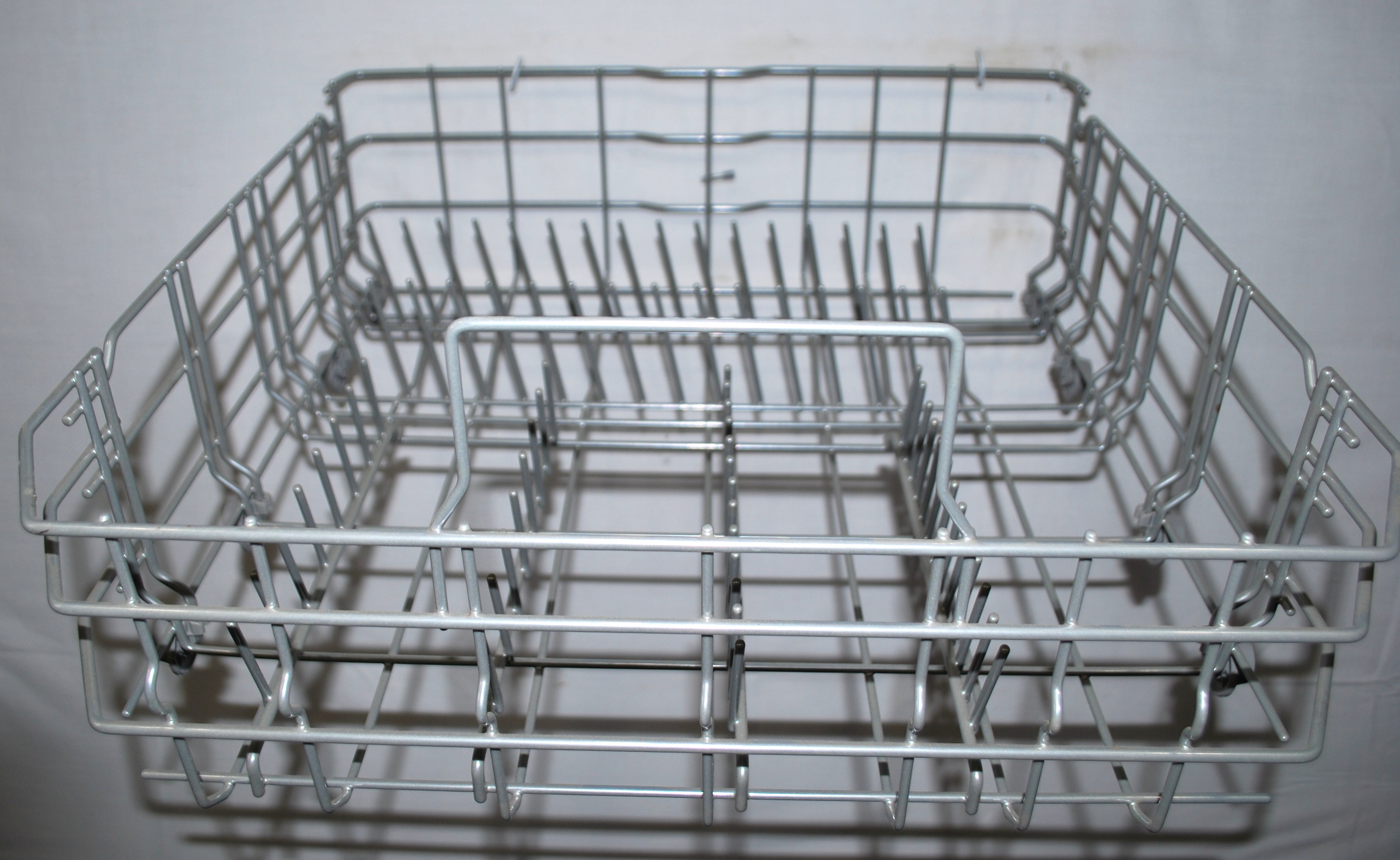 NEW 20000533 Bosch Lower Dishwasher Rack Complete +Wheels OEM Dishrack AP6894232